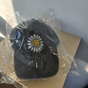 NWT Waldeal Pickleball Cap, Daisy Logo, Adjustable Band